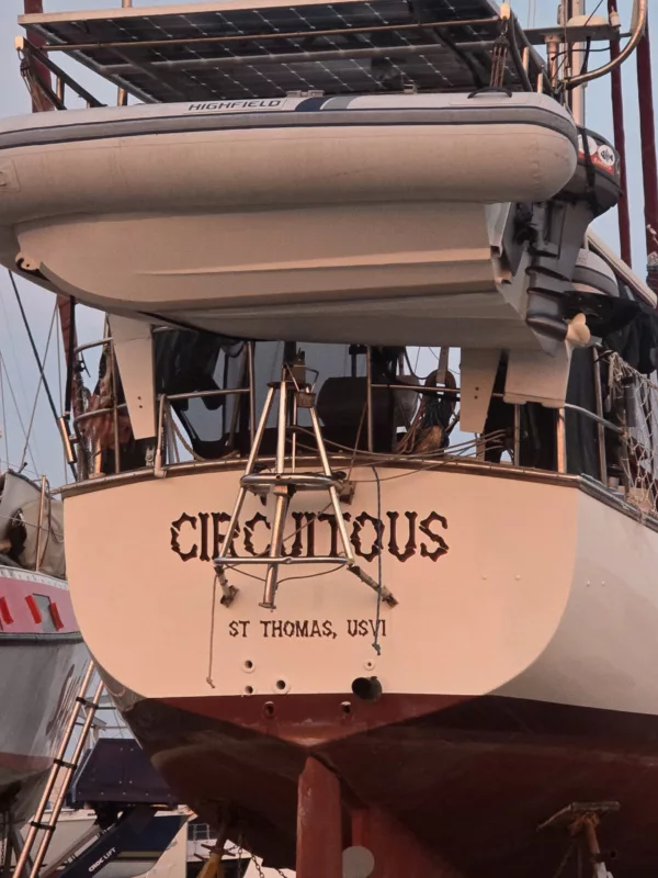 ISLAND PACKET 38 - Image 15