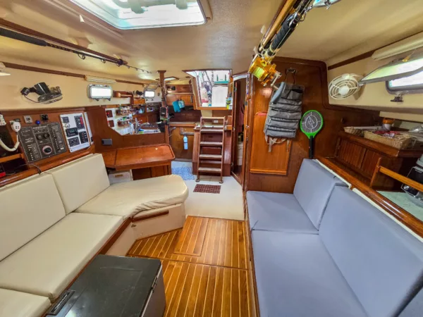ISLAND PACKET 38 - Image 6