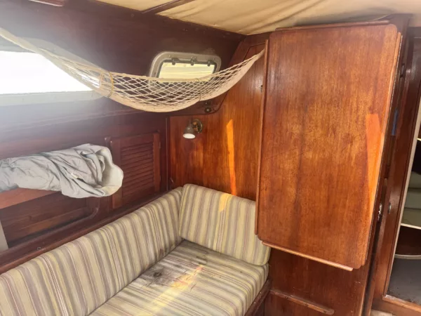 Freedom 30 - Image 13